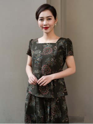 Bộ trung niên cổ vuông xanh rêu XL