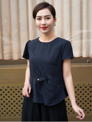 Bộ trung niên cổ tròn chấm bi L