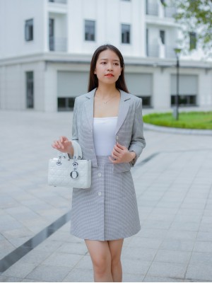 Chân váy Limen Dáng A Sọc Trắng XL