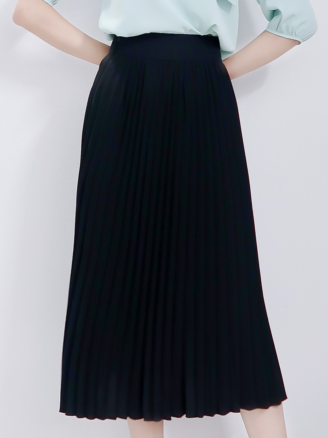 Chân váy Xếp ly Đen L