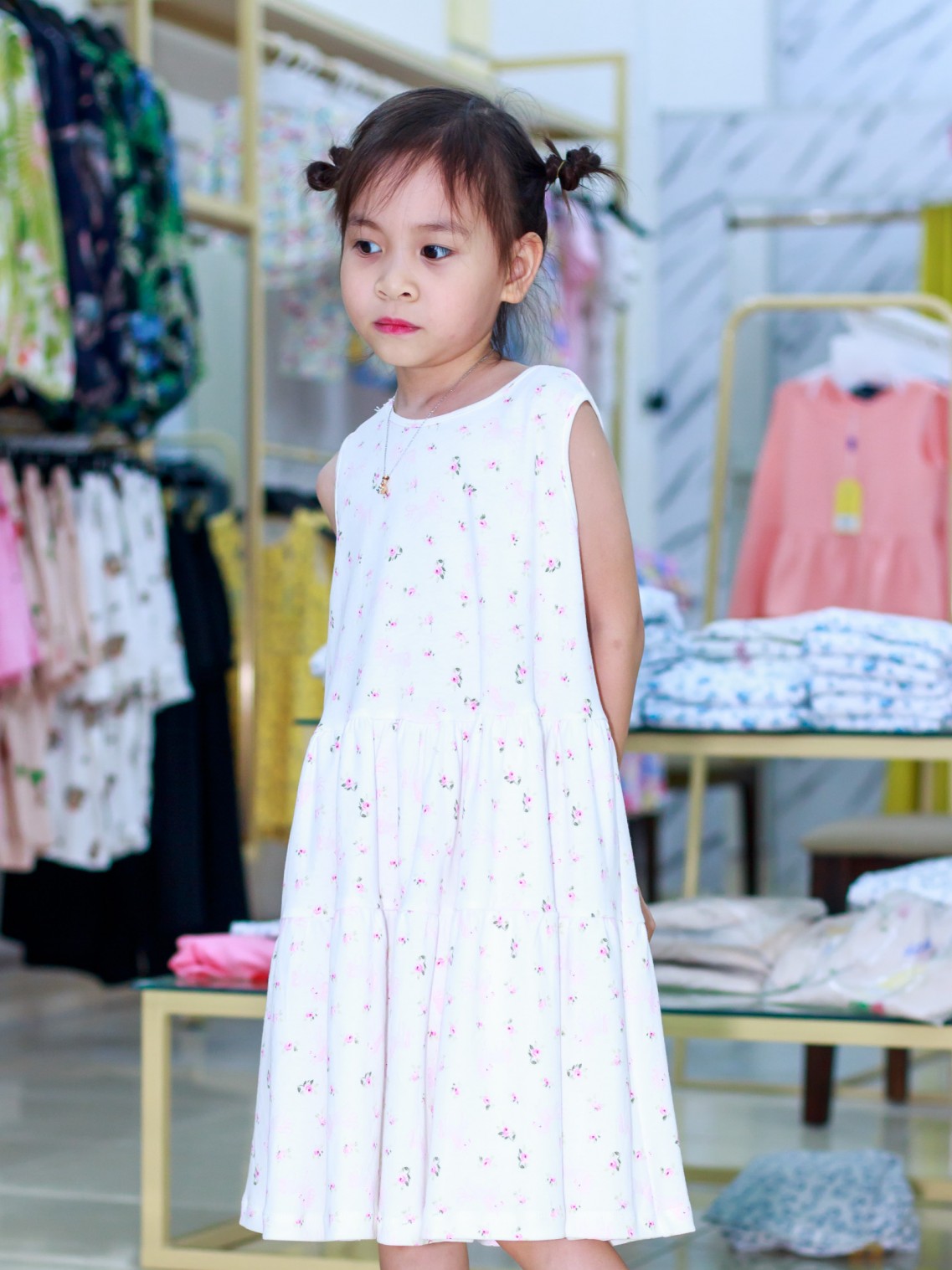 Váy 2 tầng Trắng Pony 120