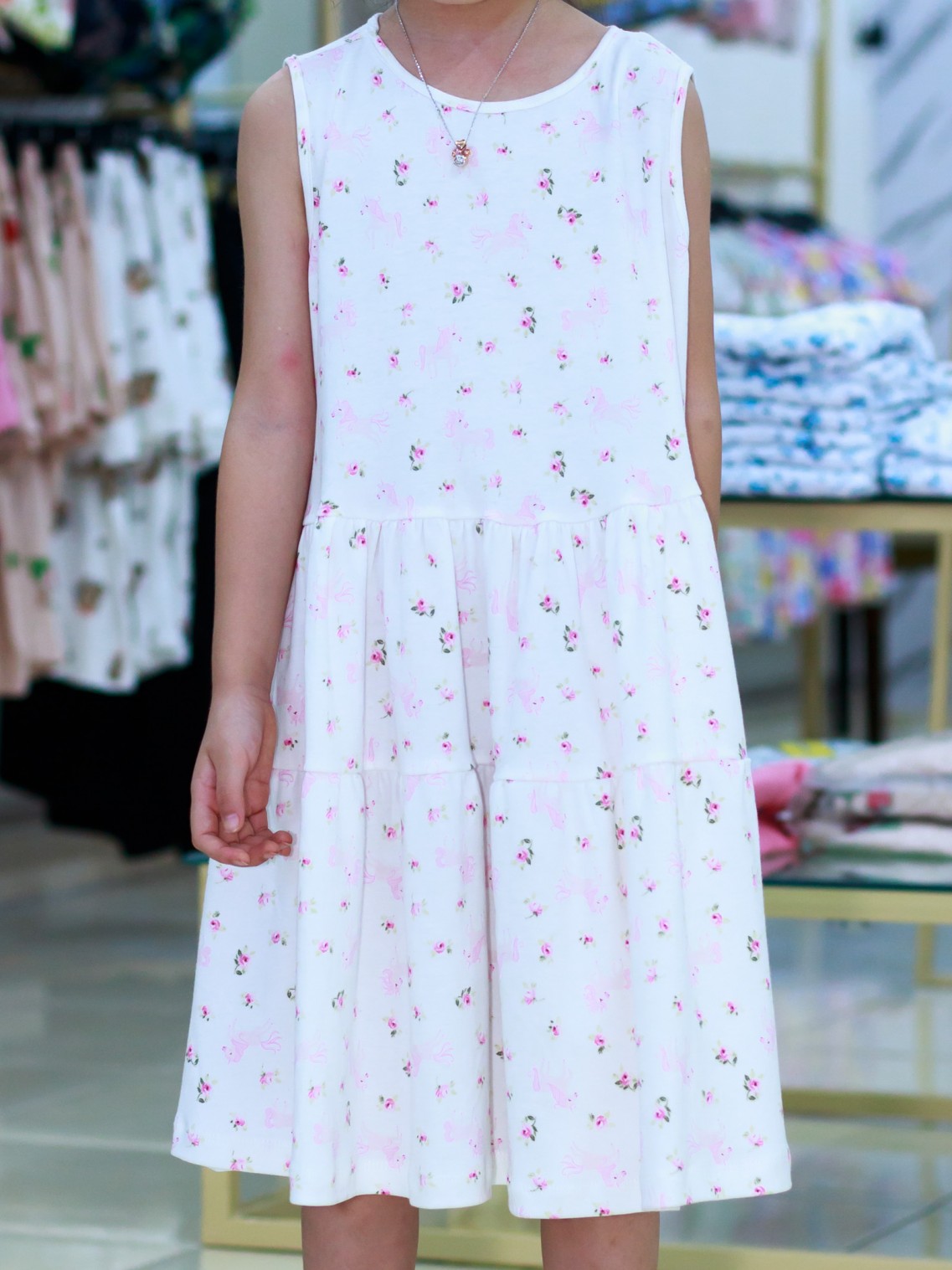 Váy 2 tầng Trắng Pony 120